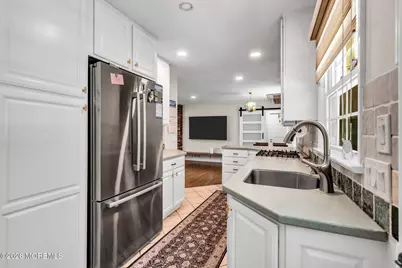 257 Harding Boulevard, Matawan, NJ 07747 - Photo 16