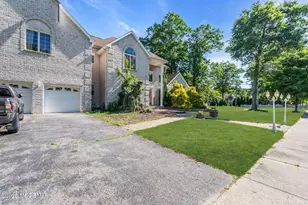 203 Superior Ct, Toms River Township, NJ 08755 - Photo 6