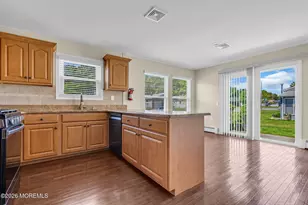 21 Camrose St, Toms River Township, NJ 08757 - Photo 4