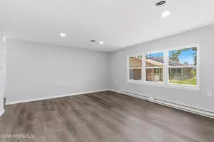 44 Buckingham Dr, Manchester Township, NJ 08759 - Photo 4