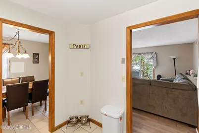 200 Violet Lane, Jackson, NJ 08527 - Photo 8