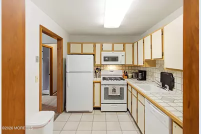 200 Violet Lane, Jackson, NJ 08527 - Photo 6