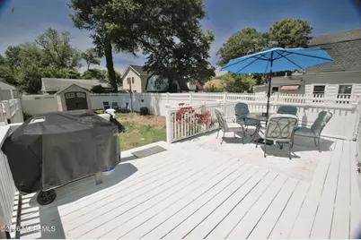 131 Laurel Avenue, Hazlet Township, NJ 07734 - Photo 22