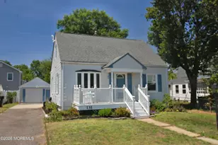 131 Laurel Ave, Hazlet Township, NJ 07734 - Photo 2