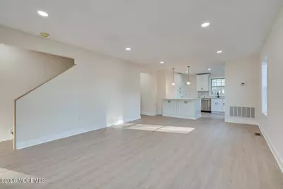 17 Washington Avenue, Leonardo, NJ 07737 - Photo 6