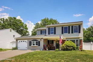 70 Starlight Rd, Howell Township, NJ 07731 - Photo 2