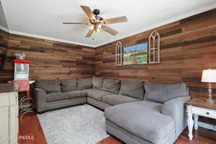 70 Starlight Rd, Howell Township, NJ 07731 - Photo 16