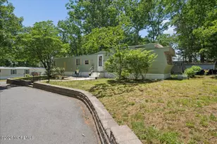 2300 Massachusetts Ave, Toms River Township, NJ 08755 - Photo 4