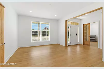 11 Rolling Meadows Court, Cream Ridge, NJ 08514 - Photo 4
