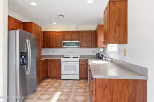 31 Portsmouth Dr, Toms River Township, NJ 08757 - Photo 4
