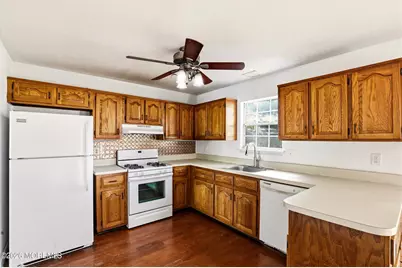 520 Davids Court, Lakewood, NJ 08701 - Photo 12