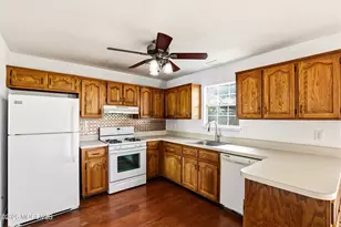 520 Davids Ct, Lakewood, NJ 08701 - Photo 12
