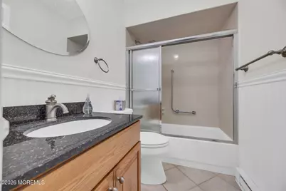 46 Friendship Court, Red Bank, NJ 07701 - Photo 18