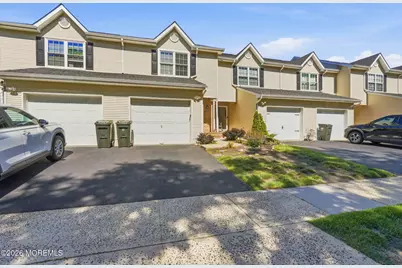23 Lucia Court, Aberdeen Township, NJ 07747 - Photo 2