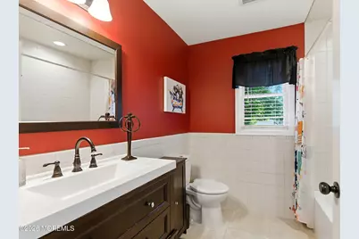 26 Schiverea Avenue, Freehold, NJ 07728 - Photo 16