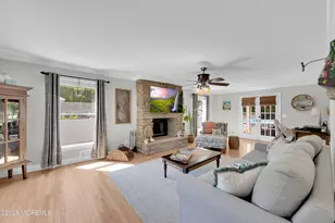 33 Baldwin Ave, Morganville, NJ 07751 - Photo 4