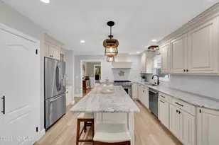 33 Baldwin Ave, Morganville, NJ 07751 - Photo 16
