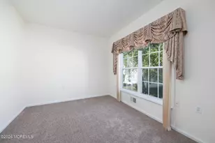 22 Hyacinth Ct, Holmdel, NJ 07733 - Photo 20