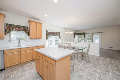22 Hyacinth Court, Holmdel, NJ 07733 - Photo 10