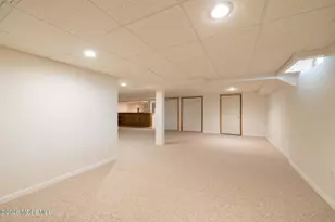 22 Hyacinth Ct, Holmdel, NJ 07733 - Photo 30