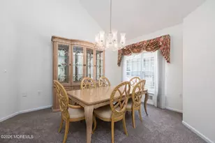 22 Hyacinth Ct, Holmdel, NJ 07733 - Photo 4