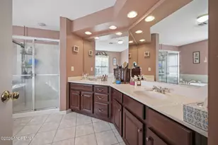 19 Chambry Ct, Freehold, NJ 07728 - Photo 30