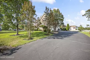 19 Chambry Ct, Freehold, NJ 07728 - Photo 44
