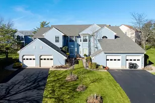 5 Wingate Ct, Monroe Township, NJ 08831 - Photo 2
