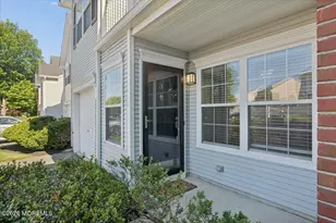 3 Whitemarsh Dr, Manalapan Township, NJ 07726 - Photo 6