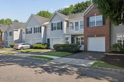 3 Whitemarsh Drive, Manalapan Township, NJ 07726 - Photo 2