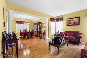 5 Yardley Manor Dr, Matawan, NJ 07747 - Photo 8