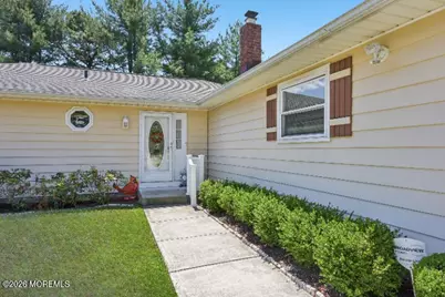 22 Cabrillo Boulevard, Toms River Township, NJ 08757 - Photo 4