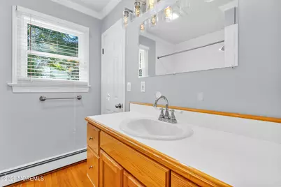 77 Poricy Lane, Red Bank, NJ 07701 - Photo 18