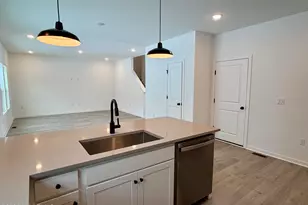 27 Butternut Dr, Winslow Township, NJ 08095 - Photo 10