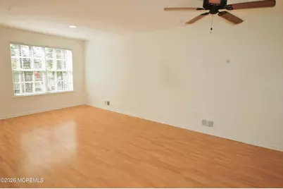 574 Beachway Avenue #7, Keansburg, NJ 07734 - Photo 8