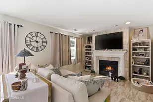 199 Crooked Stick Ct, Howell Township, NJ 07731 - Photo 4