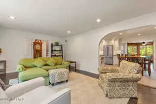 25 Pelican Rd, Middletown, NJ 07748 - Photo 6