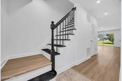 86 Holly Drive, Eatontown, NJ 07724 - Photo 2