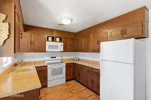 21 Cambridge Circle, Manchester Township, NJ 08759 - Photo 6