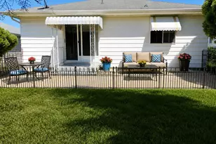 45 Scarborough Pl, Toms River Township, NJ 08757 - Photo 4