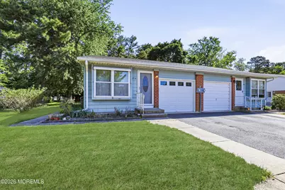 27 A Homestead Drive, Manchester Township, NJ 08759 - Photo 2