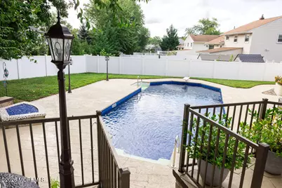 35 Richard Terrace, Middletown, NJ 07748 - Photo 6