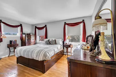 35 Richard Terrace, Middletown, NJ 07748 - Photo 26