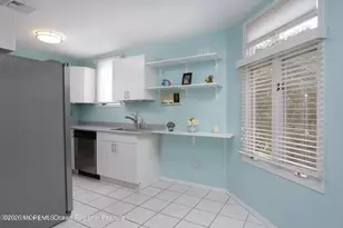 100 1st St, Keyport, NJ 07735 - Photo 8