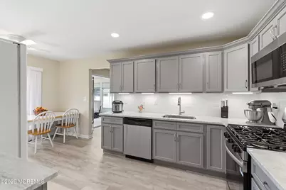 1548 Longboat Avenue, Beachwood, NJ 08722 - Photo 12