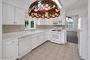 21 Tudor Ct, Jackson, NJ 08527 - Photo 14