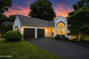 21 Tudor Ct, Jackson, NJ 08527 - Photo 2