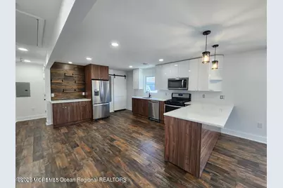 105 Summit Avenue, Belford, NJ 07718 - Photo 4