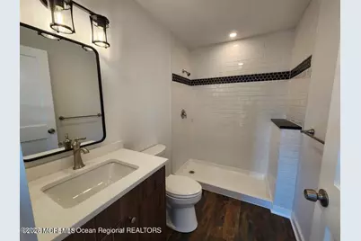 105 Summit Avenue, Belford, NJ 07718 - Photo 8
