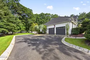 141 Deer Path Ln, Freehold, NJ 07728 - Photo 72